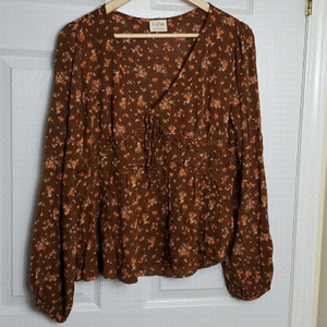NWOT Peach Love Califonia Good Intentions Babydoll Floral Long Sleeve Blouse